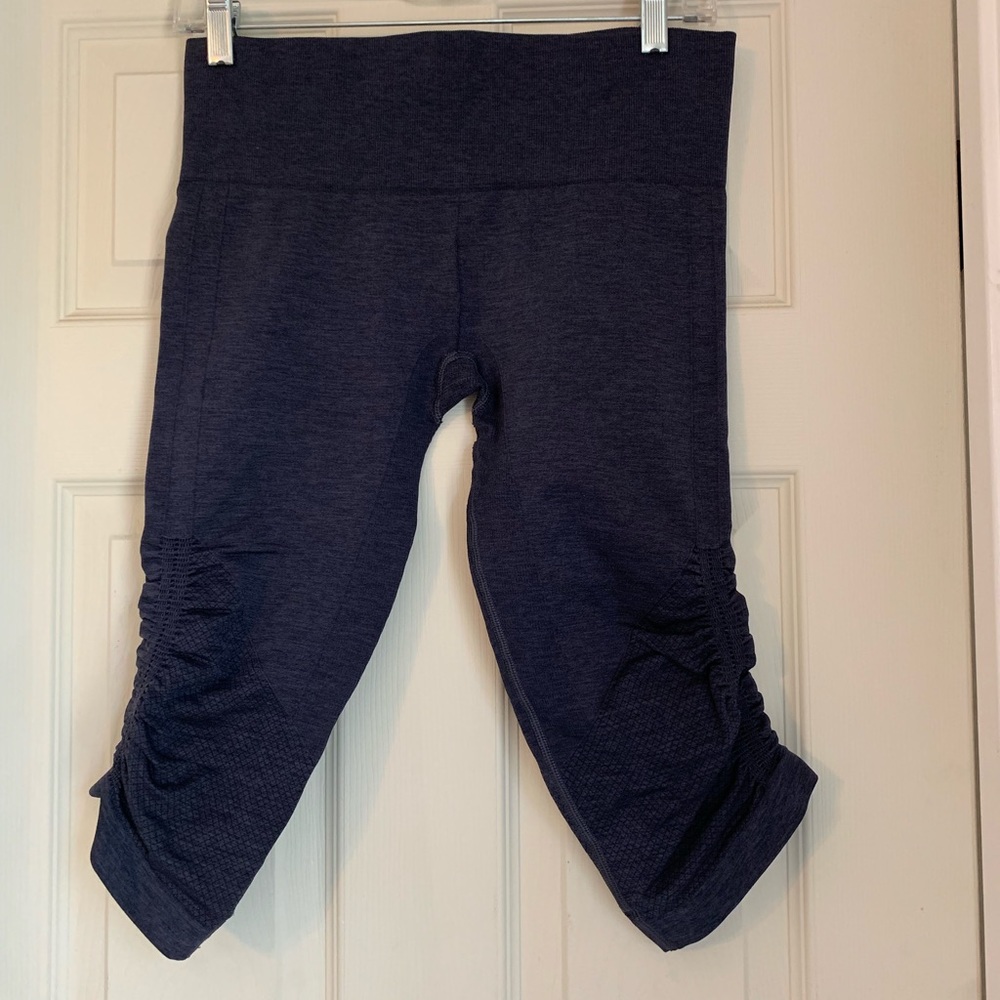Navy Lululemon size 8